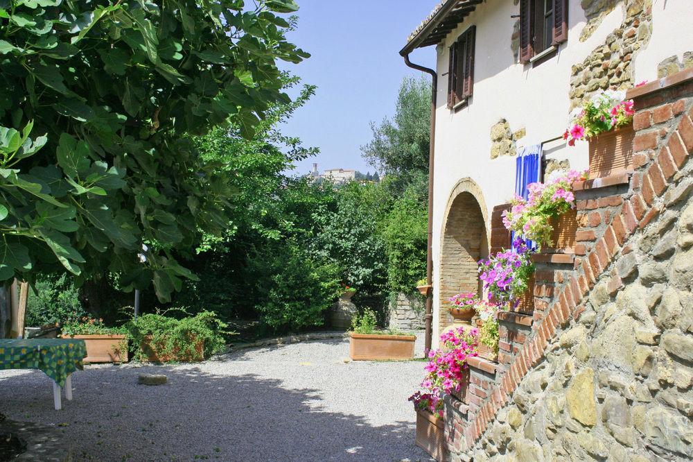 Villa Uccellaia By Posarellivillas Agello Exterior photo
