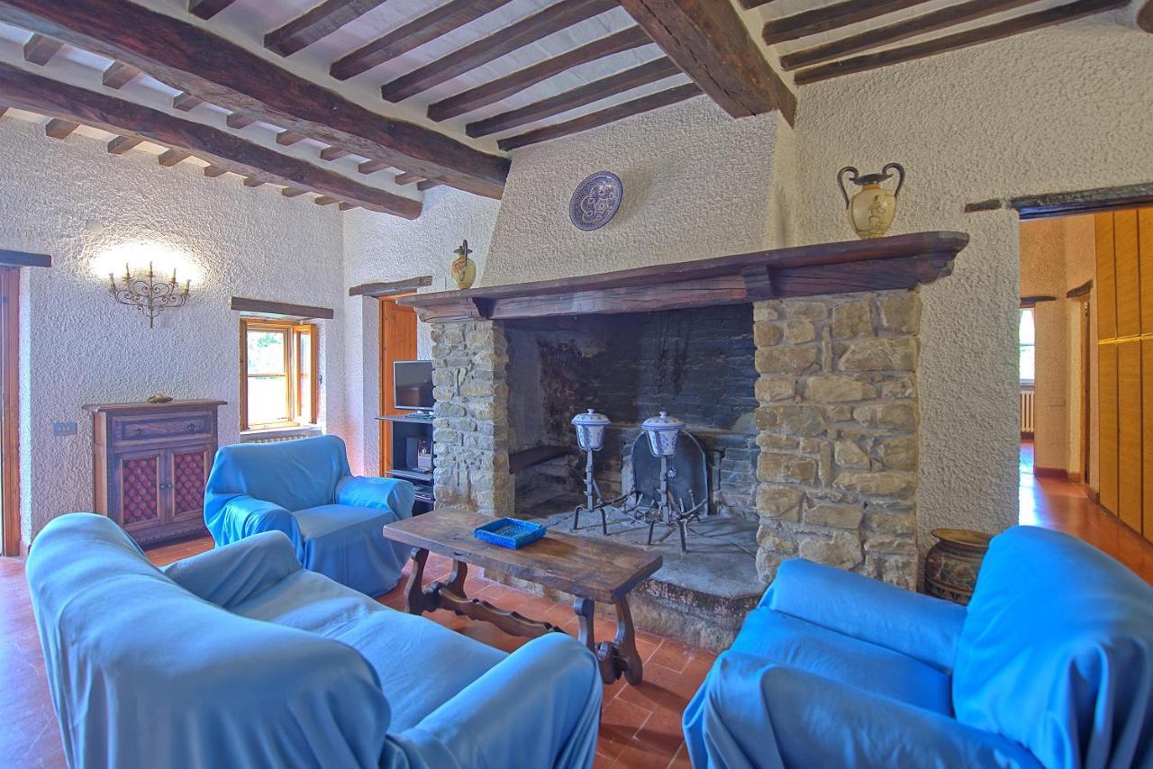 Villa Uccellaia By Posarellivillas Agello Exterior photo